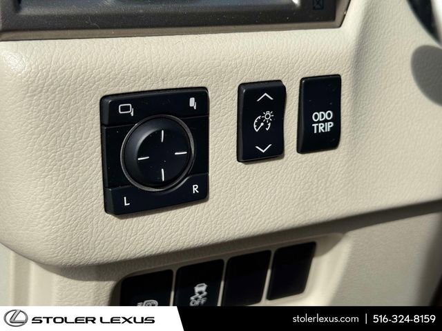 Used 2017 Lexus GX 460 Premium w/ Premium Package image 21