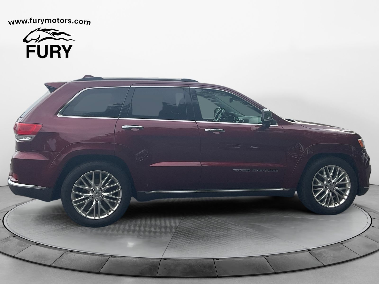 Used 2017 Jeep Grand Cherokee Summit AWD/4WD image 2