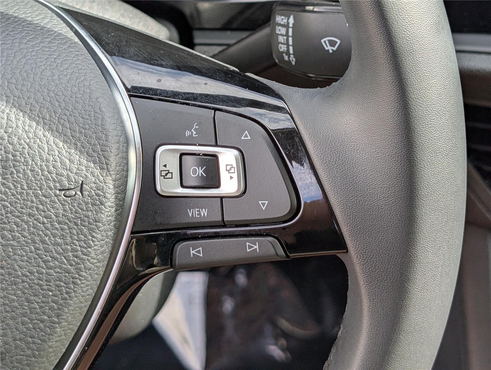 Used 2020 Volkswagen Jetta SE FWD image 21