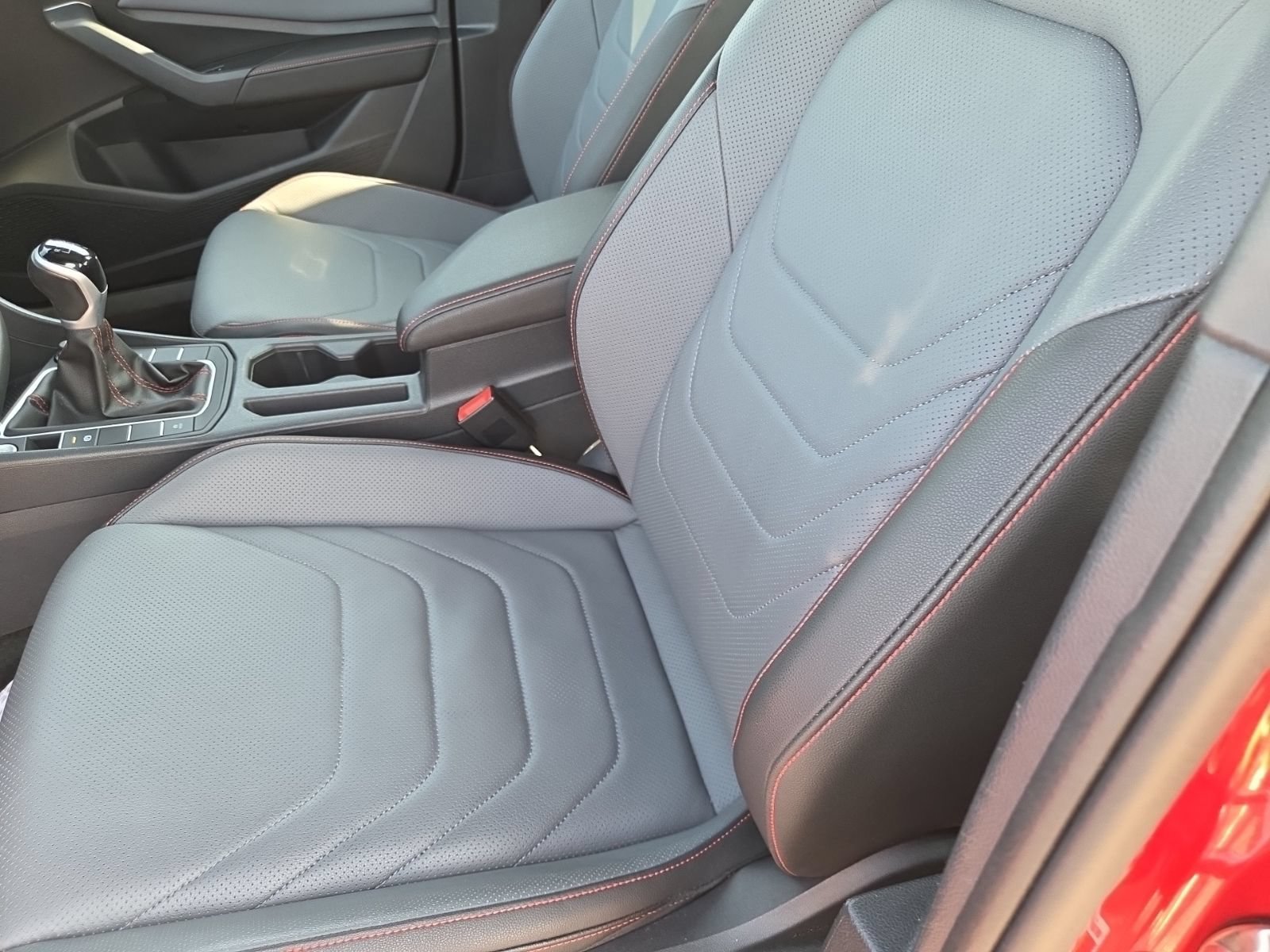 Certified 2025 Volkswagen Jetta GLI Autobahn FWD image 19