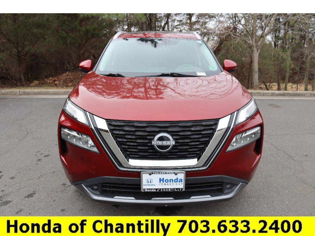 Used 2022 Nissan Rogue SL image 2