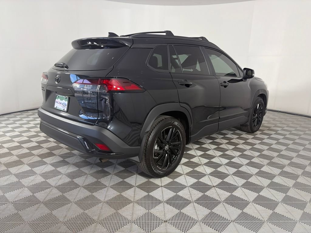 Used 2025 Toyota Corolla Cross AWD Hybrid image 7
