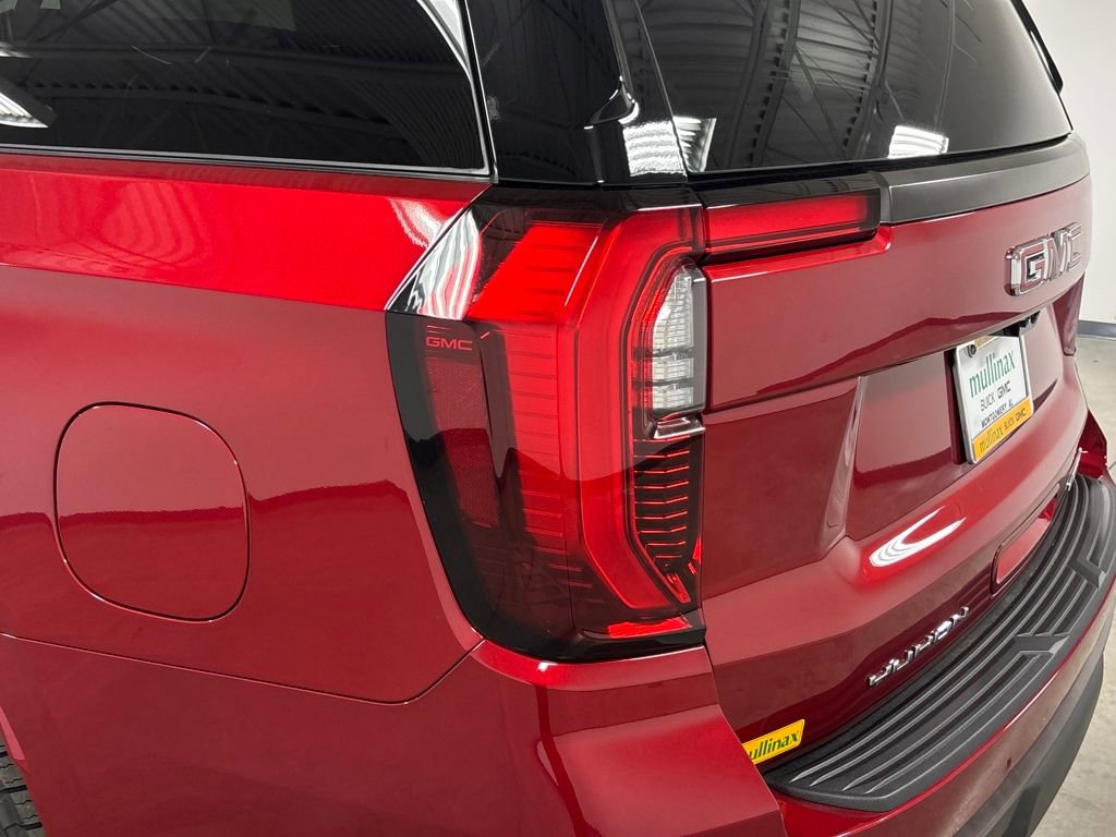 New 2026 GMC Yukon XL AT4 Ultimate w/ LPO, Floor Liner Package image 13
