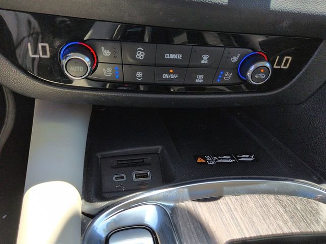 Used 2023 Buick Enclave Avenir w/ Avenir Technology Package FWD image 25