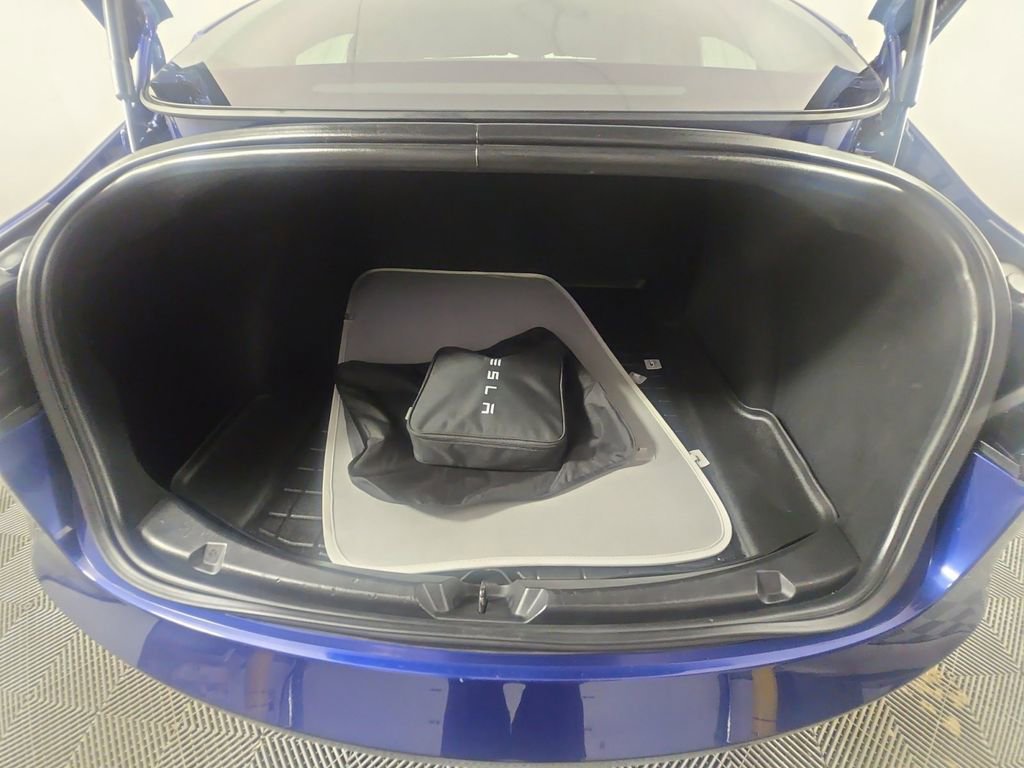 Used 2018 Tesla Model 3 Long Range image 17