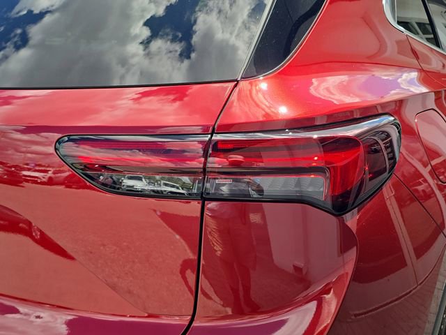 Certified 2023 Buick Envision Essence image 8