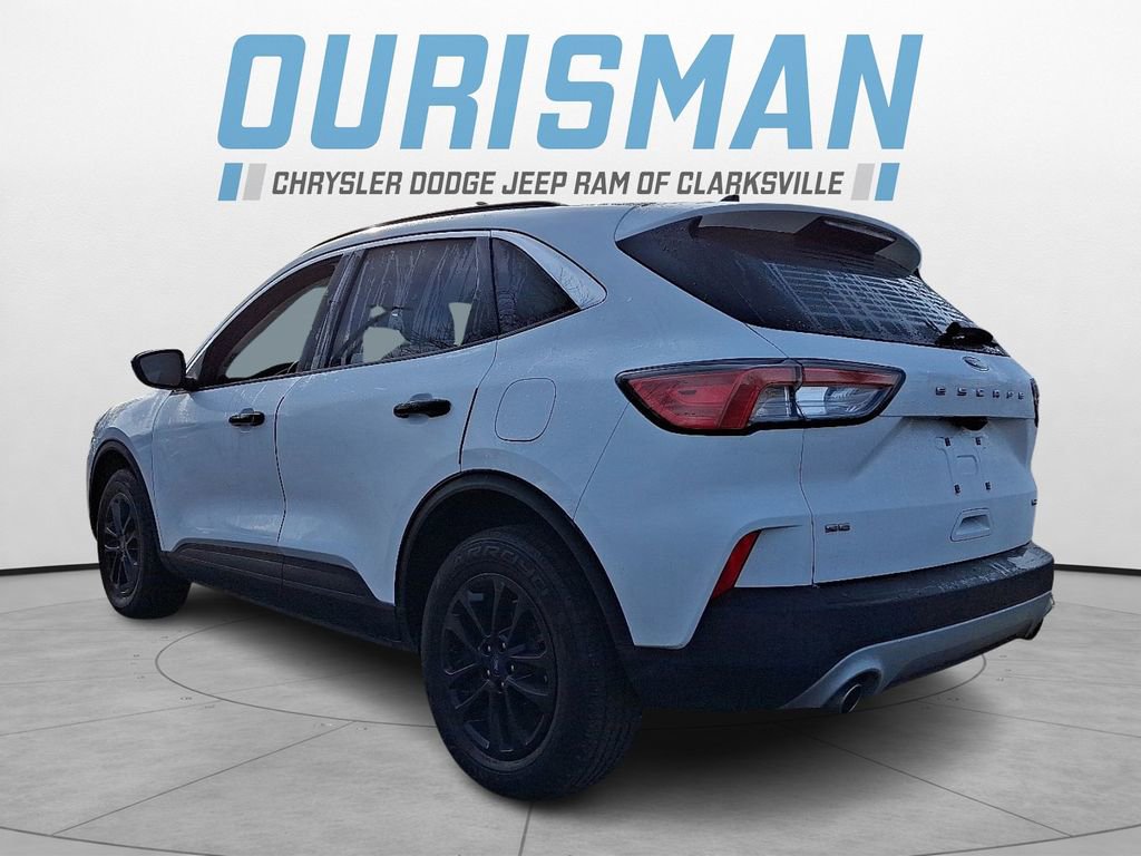 Used 2022 Ford Escape SE w/ Convenience Package image 4