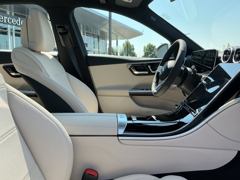 New 2026 Mercedes-Benz C 300 4MATIC Sedan image 16