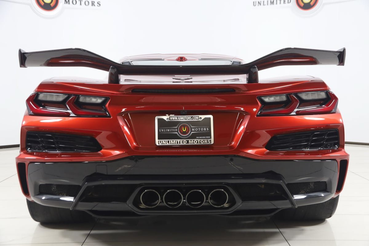 Used 2025 Chevrolet Corvette Z06 w/ Z07 Performance Package RWD image 89