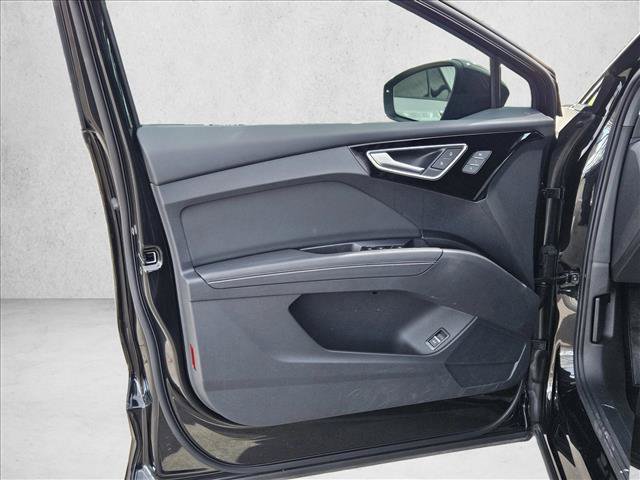 Used 2023 Audi Q4 e-tron Prestige w/ Black Optic Package AWD/4WD image 9