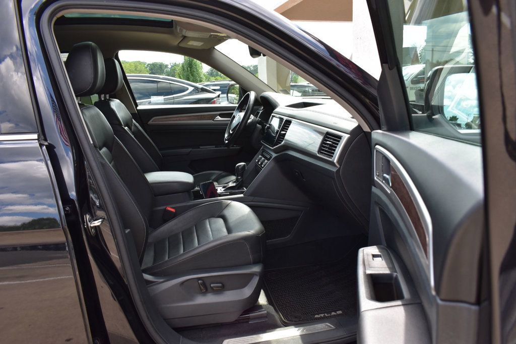 Used 2019 Volkswagen Atlas SEL Premium image 18