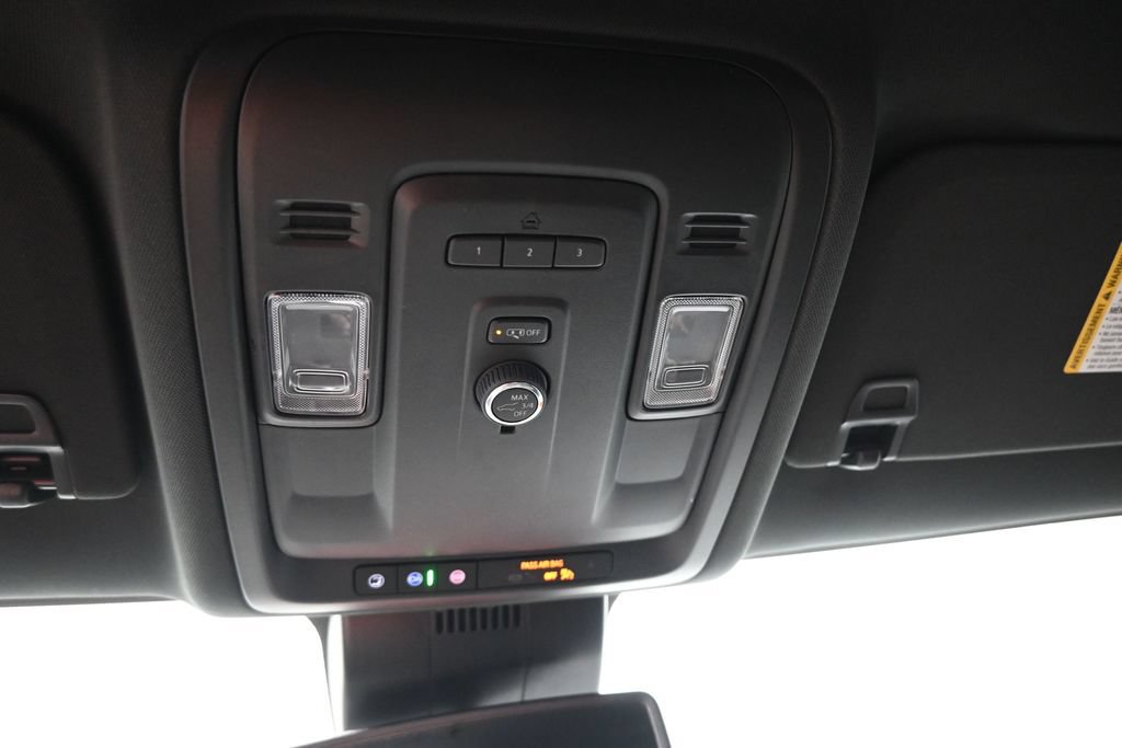 Used 2024 Chevrolet Tahoe LT RWD image 45