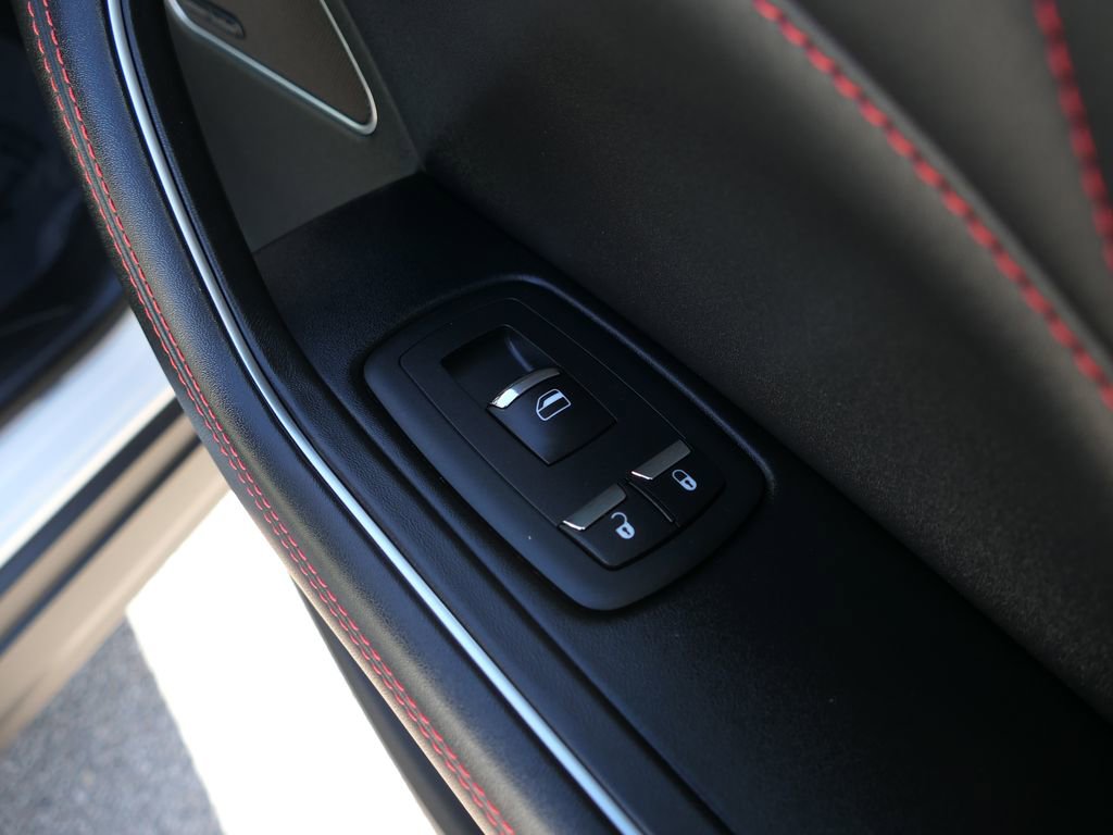 Used 2024 Maserati Levante GT Ultima AWD/4WD image 27