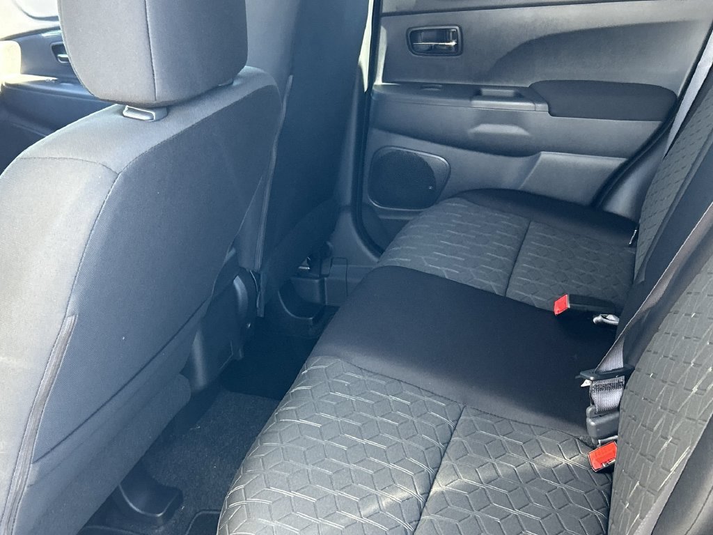 New 2027 Mitsubishi Outlander Sport FWD image 17