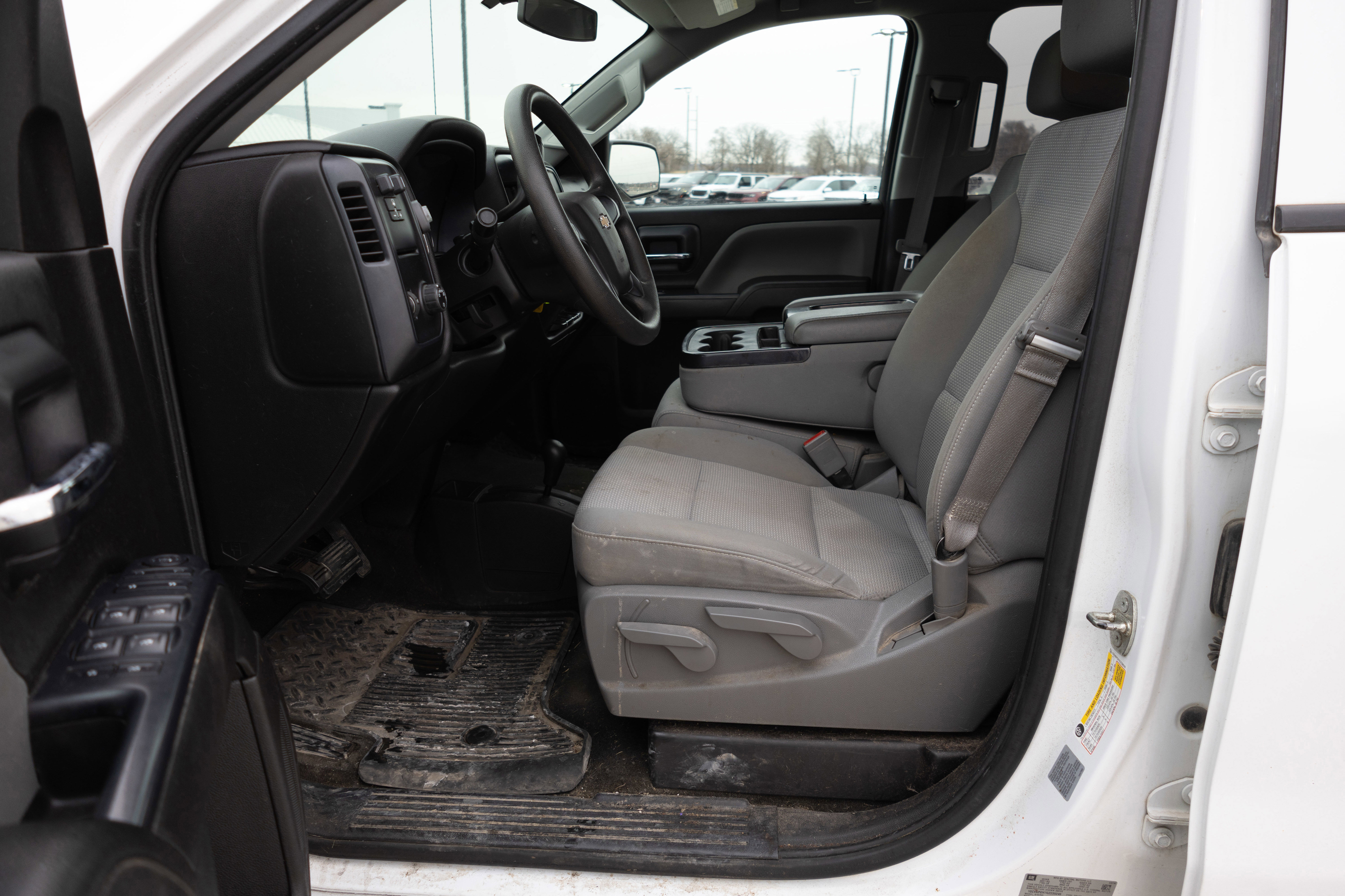 Used 2016 Chevrolet Silverado 1500 Custom w/ Custom Convenience Package image 10