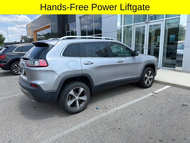 Used 2019 Jeep Cherokee Limited w/ Luxury Group AWD/4WD image 6