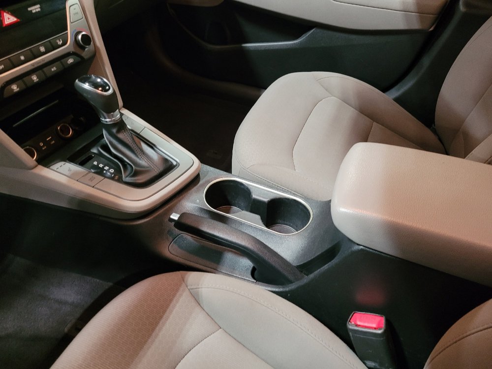Used 2018 Hyundai Elantra Value Edition w/ Cargo Package FWD image 26
