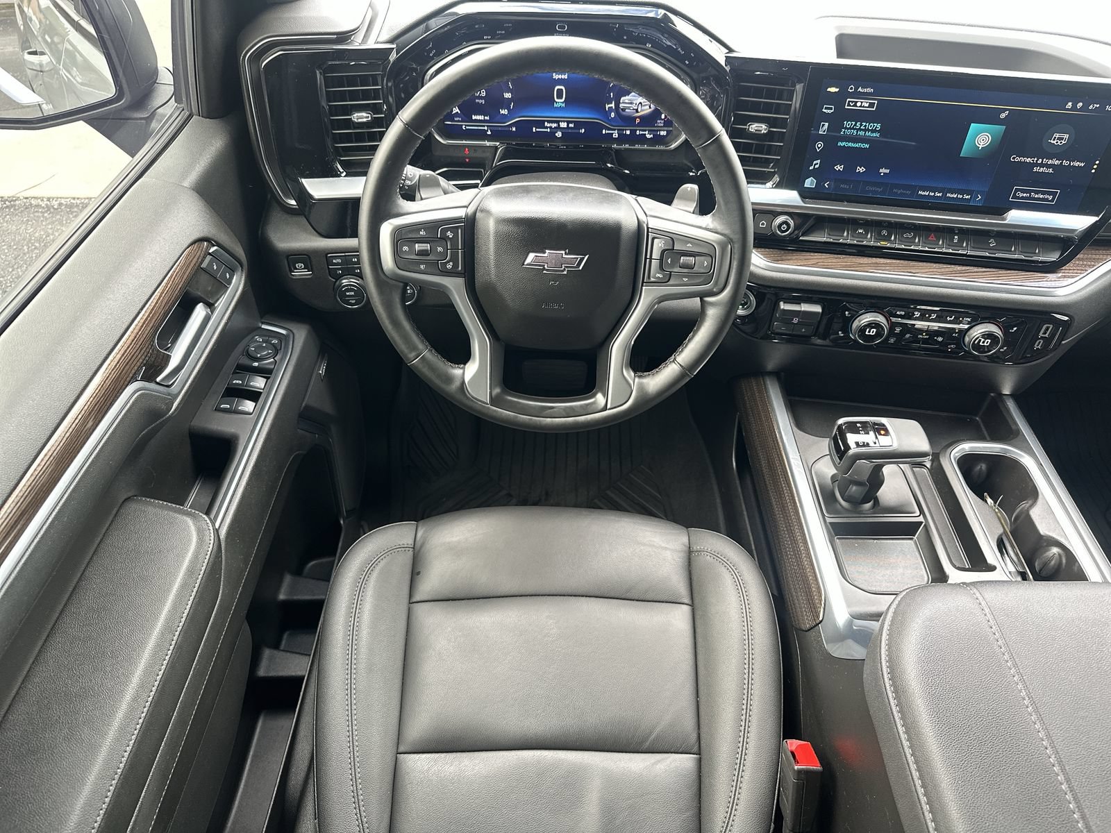 Used 2024 Chevrolet Silverado 1500 RST w/ Convenience Package II AWD/4WD image 17