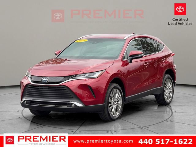 Certified 2023 Toyota Venza XLE image 1