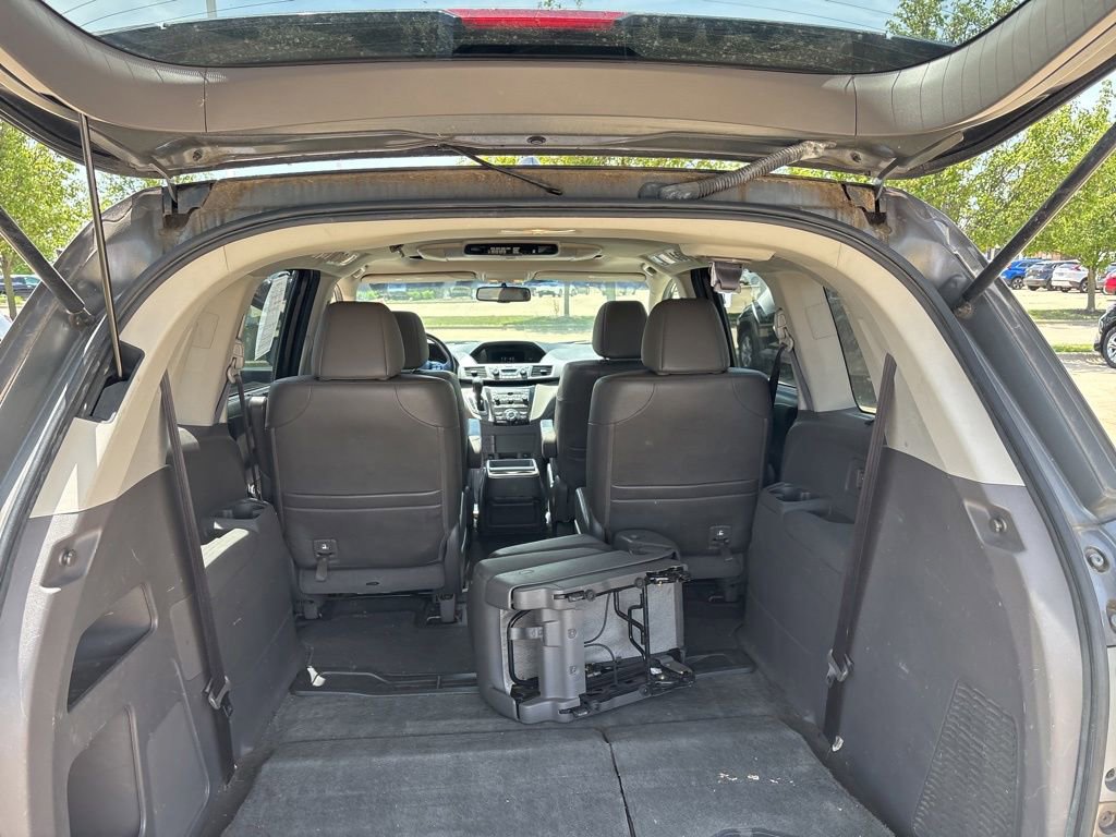 Used 2011 Honda Odyssey Touring Elite image 20