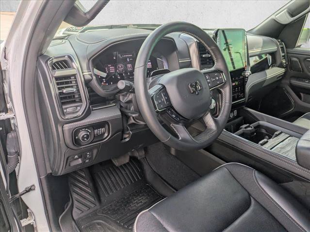 Used 2025 RAM 1500 Limited AWD/4WD image 9