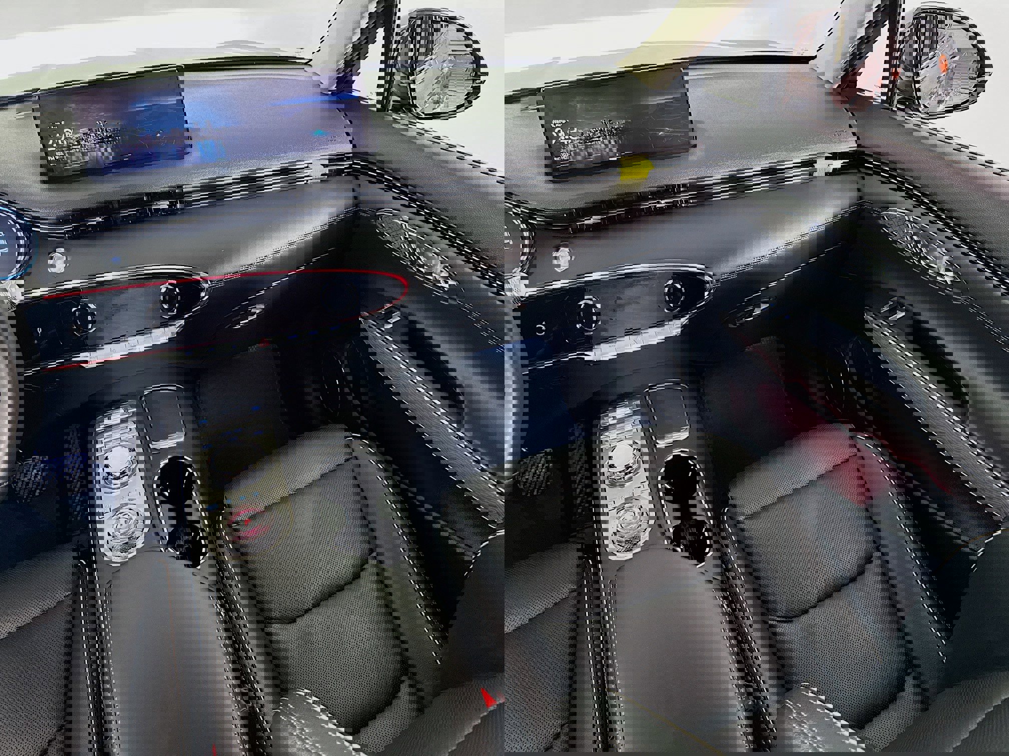 Used 2022 Genesis GV70 2.5T w/ Advanced Package image 35