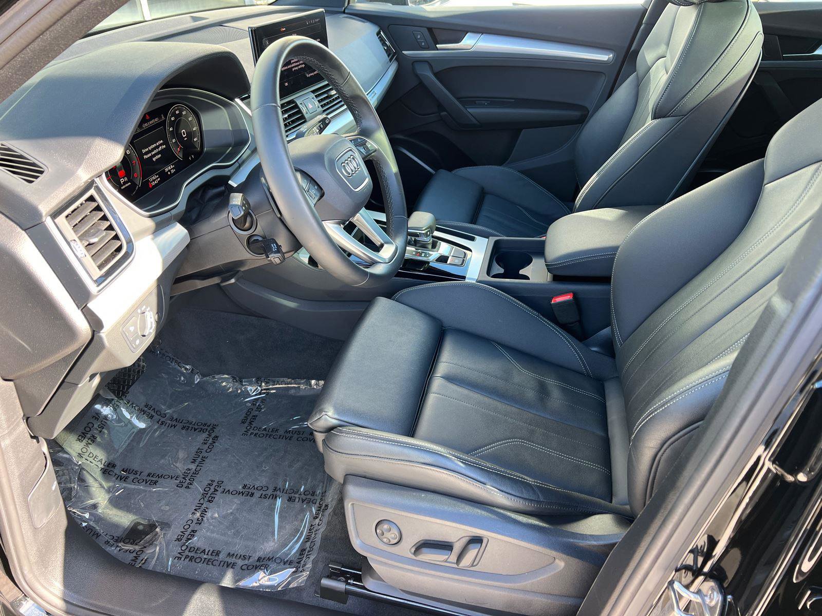 Used 2025 Audi Q5 2.0T Premium w/ Convenience Plus Package image 9