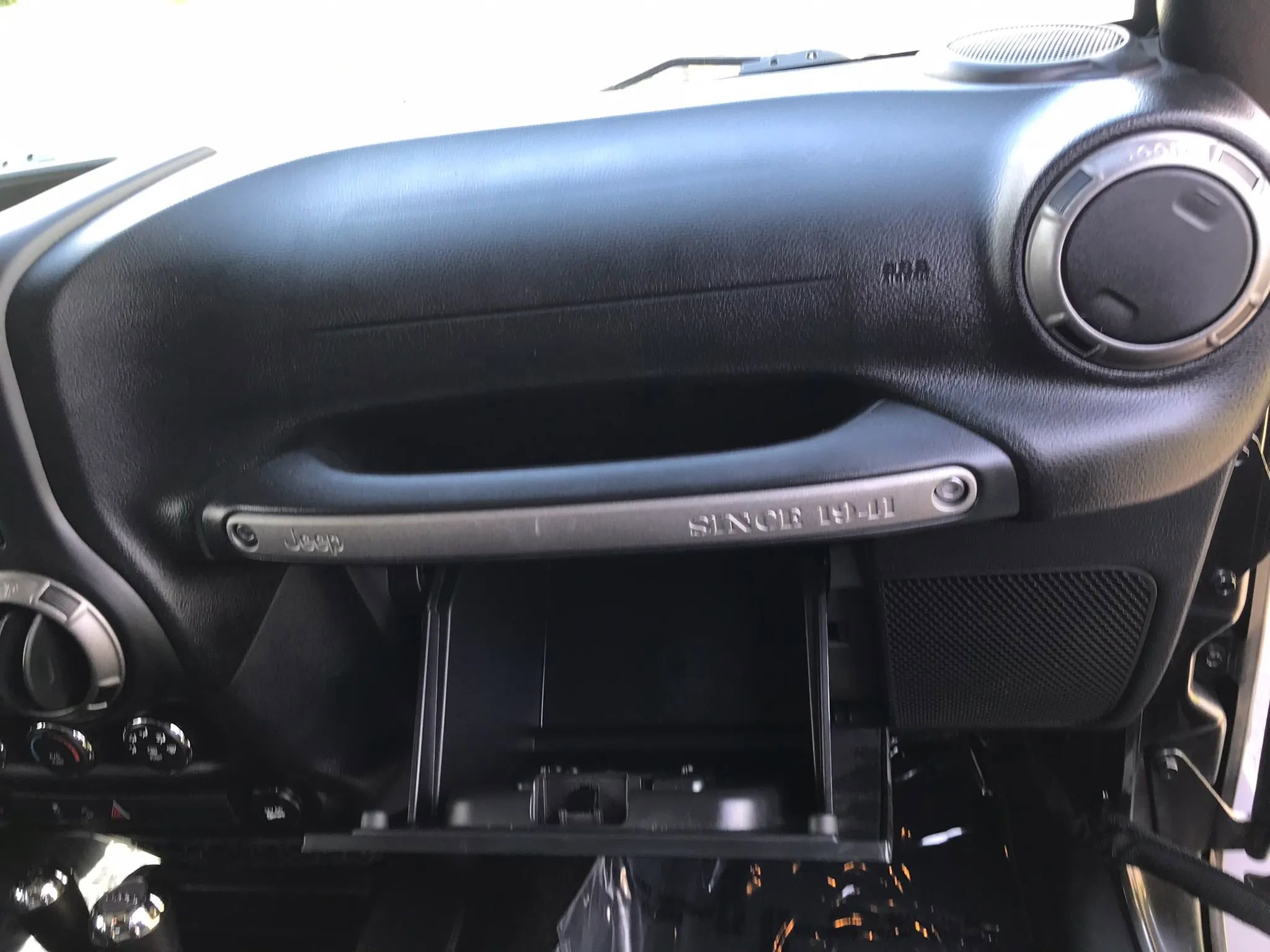 Used 2017 Jeep Wrangler Unlimited Sport w/ Quick Order Package 24S AWD/4WD image 45