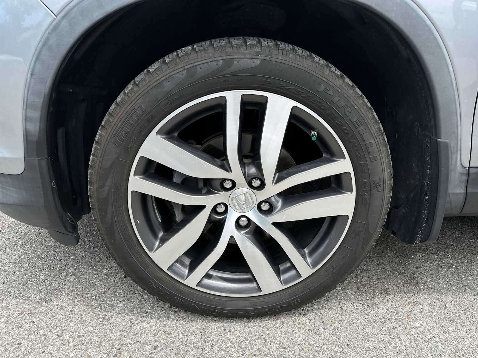 Used 2018 Honda Pilot Elite image 12