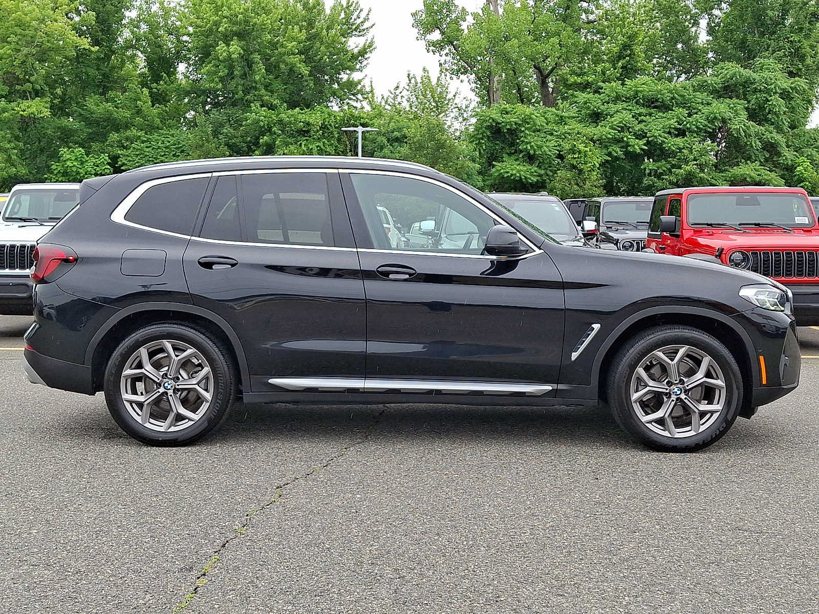 Used 2022 BMW X3 xDrive30i w/ Premium Package AWD/4WD image 7
