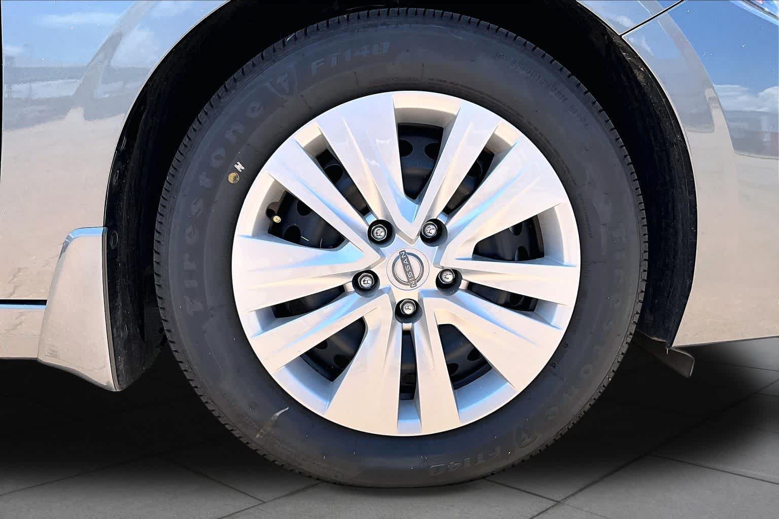 Certified 2025 Nissan Sentra S FWD image 11