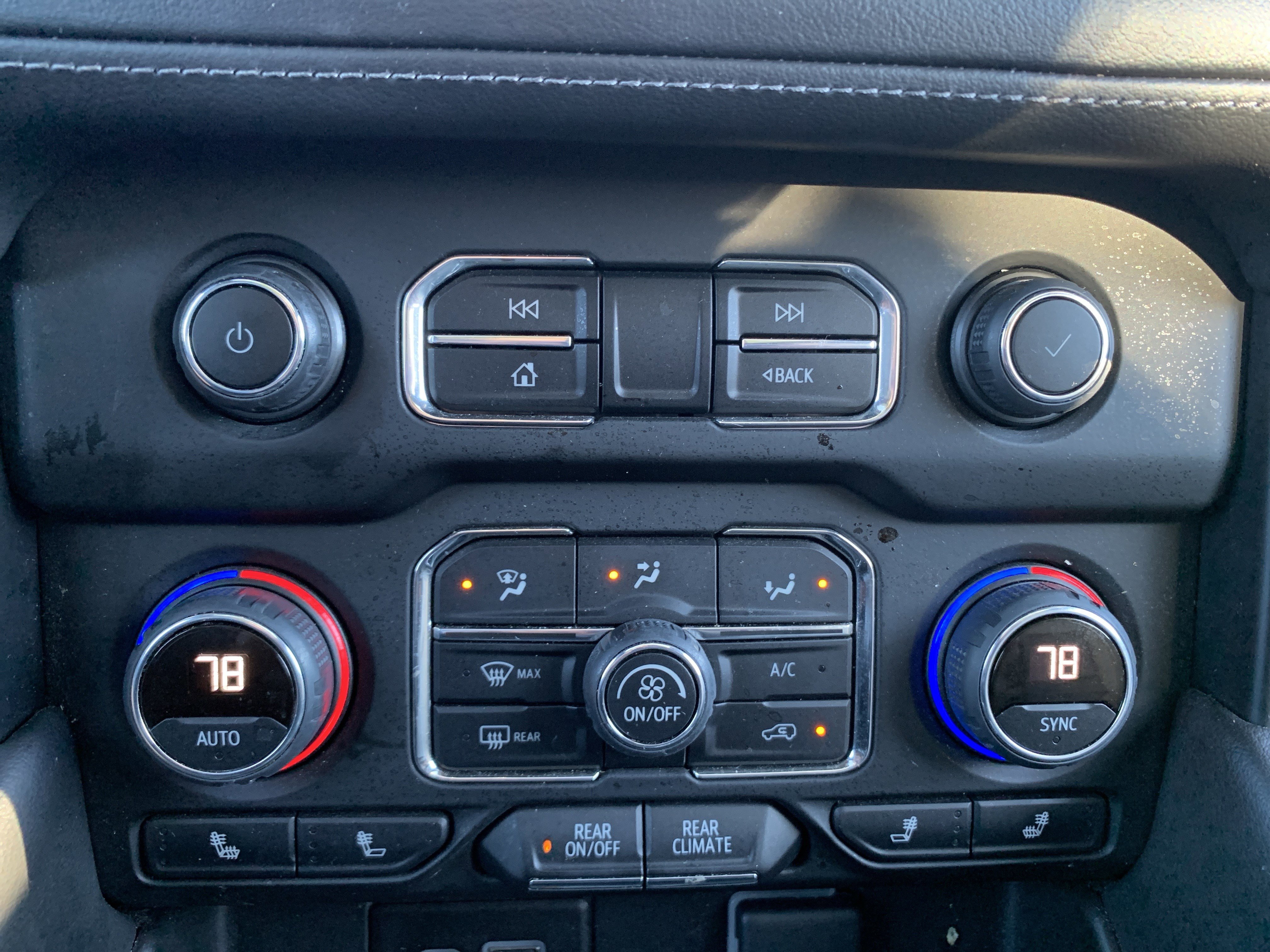 Used 2022 Chevrolet Tahoe LT image 29