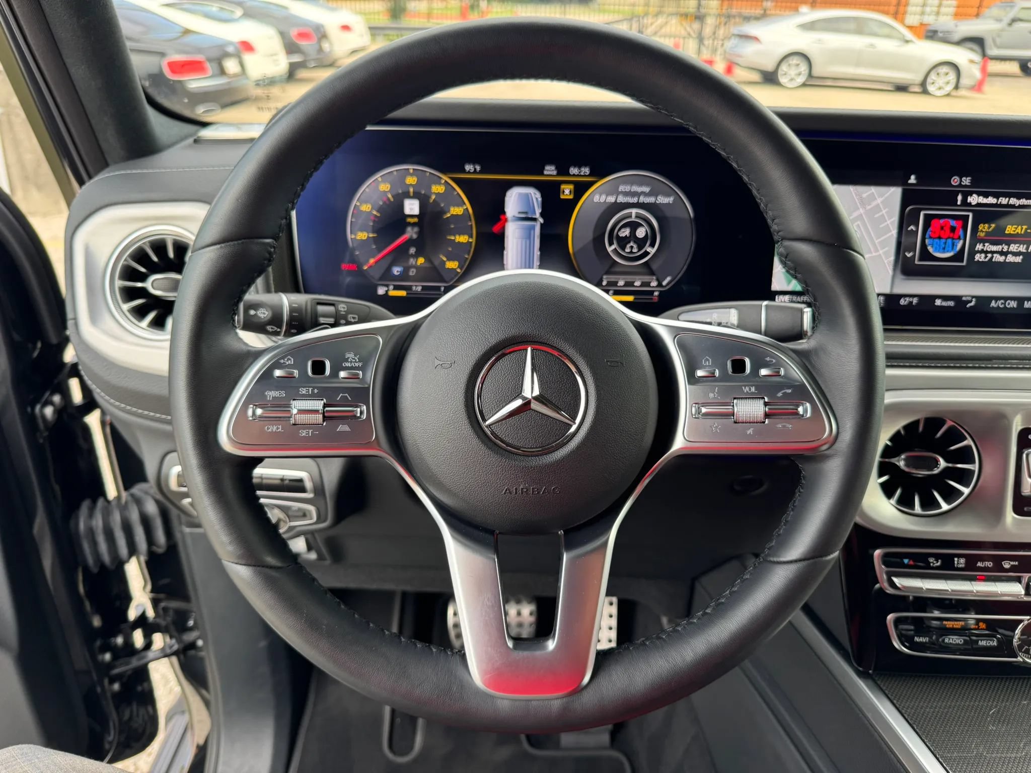 Used 2024 Mercedes-Benz G 550 image 40