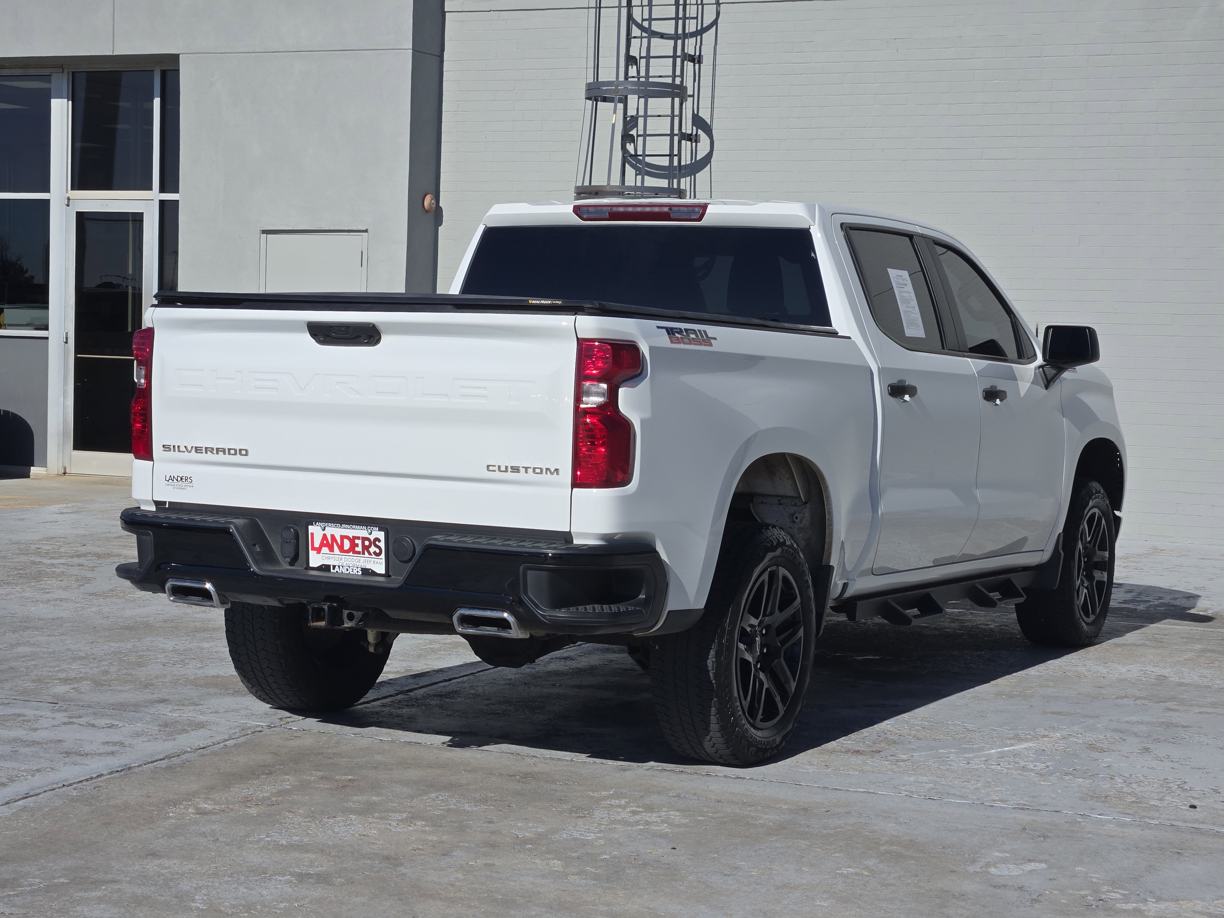 Used 2024 Chevrolet Silverado 1500 Custom Trail Boss image 8