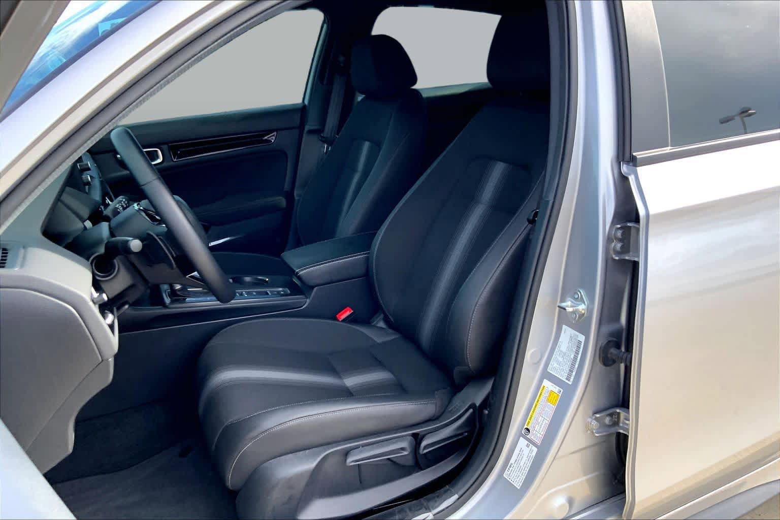 Used 2025 Honda Civic Sport image 8