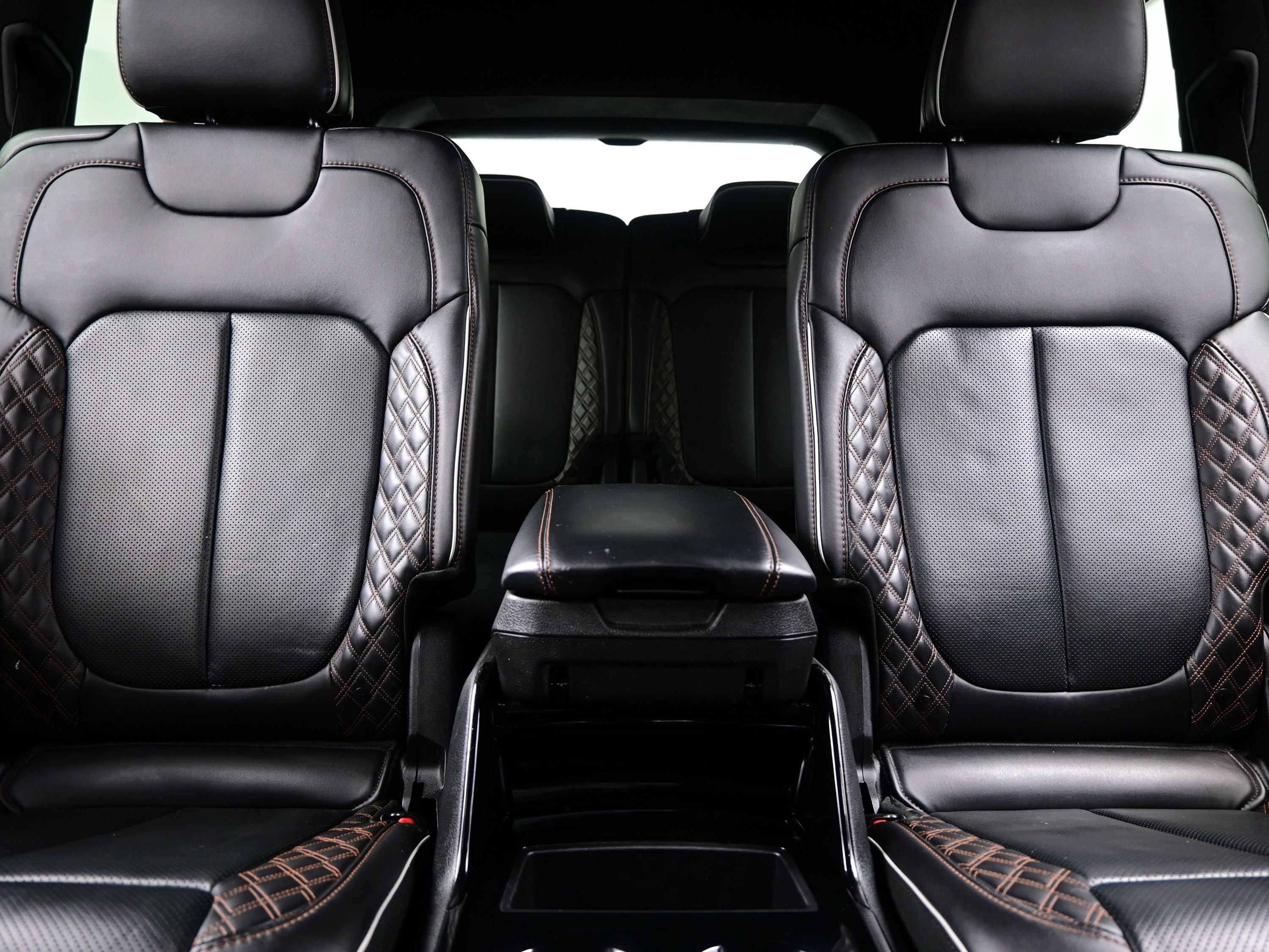 Used 2025 Jeep Grand Cherokee L Summit image 16