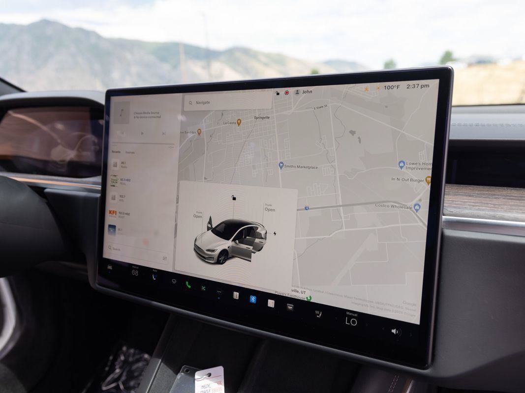 Used 2021 Tesla Model S Plaid AWD/4WD image 25