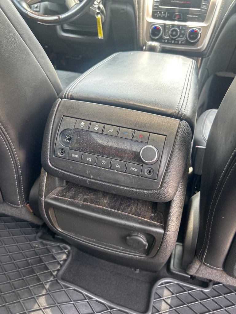 Used 2013 GMC Acadia Denali AWD/4WD image 23