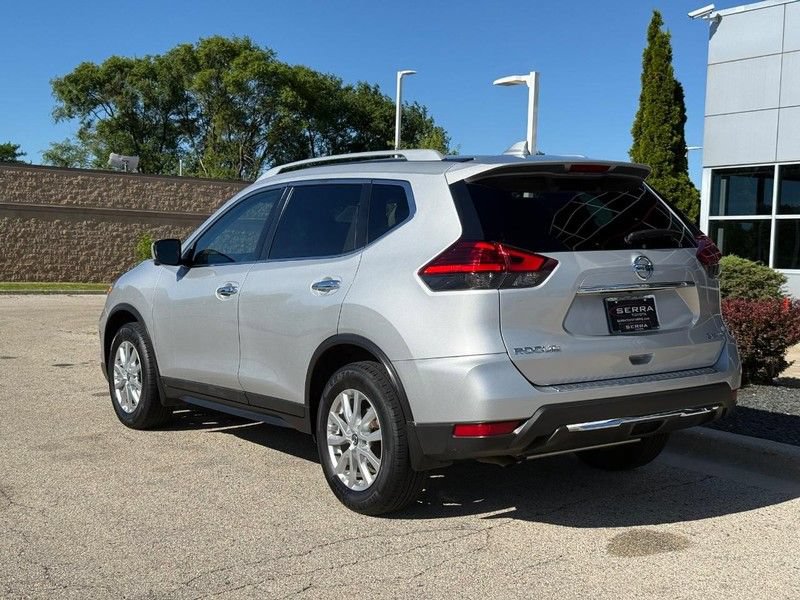 Used 2017 Nissan Rogue SV AWD/4WD image 5