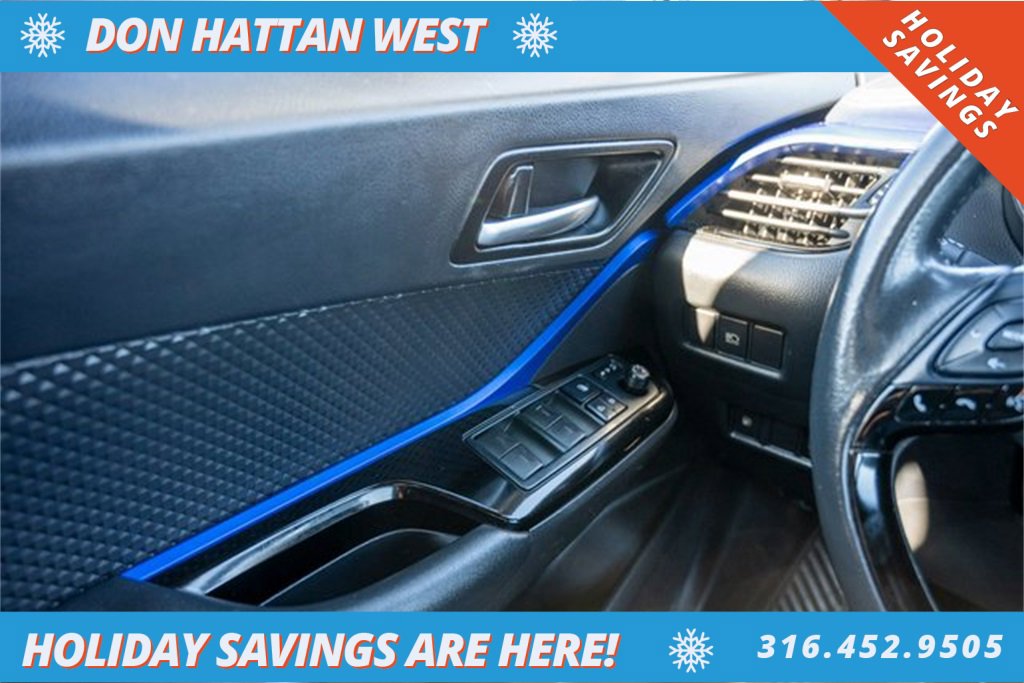 Used 2021 Toyota C-HR XLE image 16