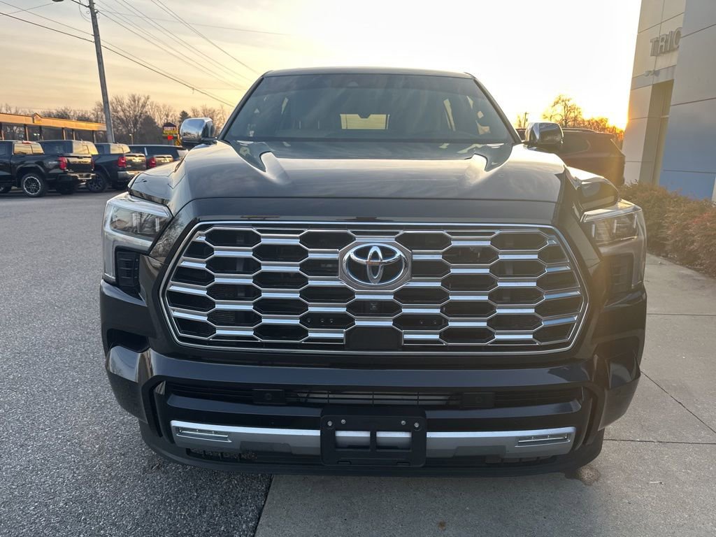 Used 2023 Toyota Sequoia Capstone image 4