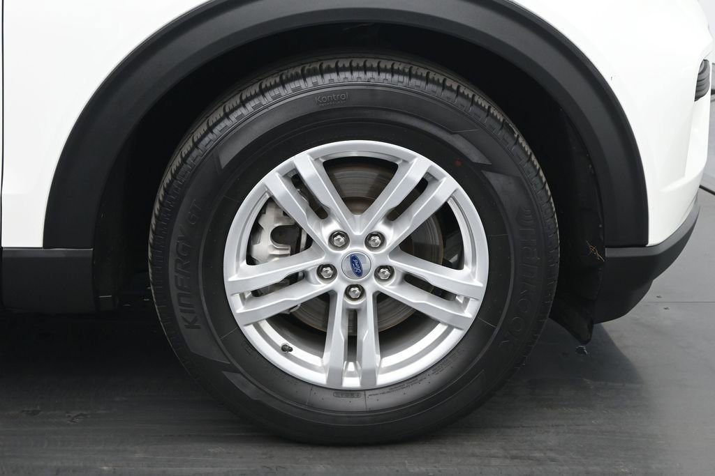 Used 2023 Ford Explorer XLT RWD image 25