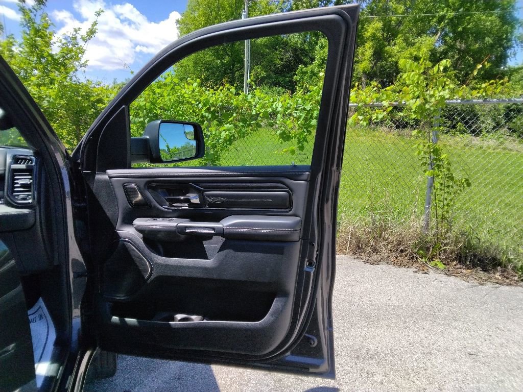 Used 2022 RAM 1500 Limited w/ Night Edition AWD/4WD image 37