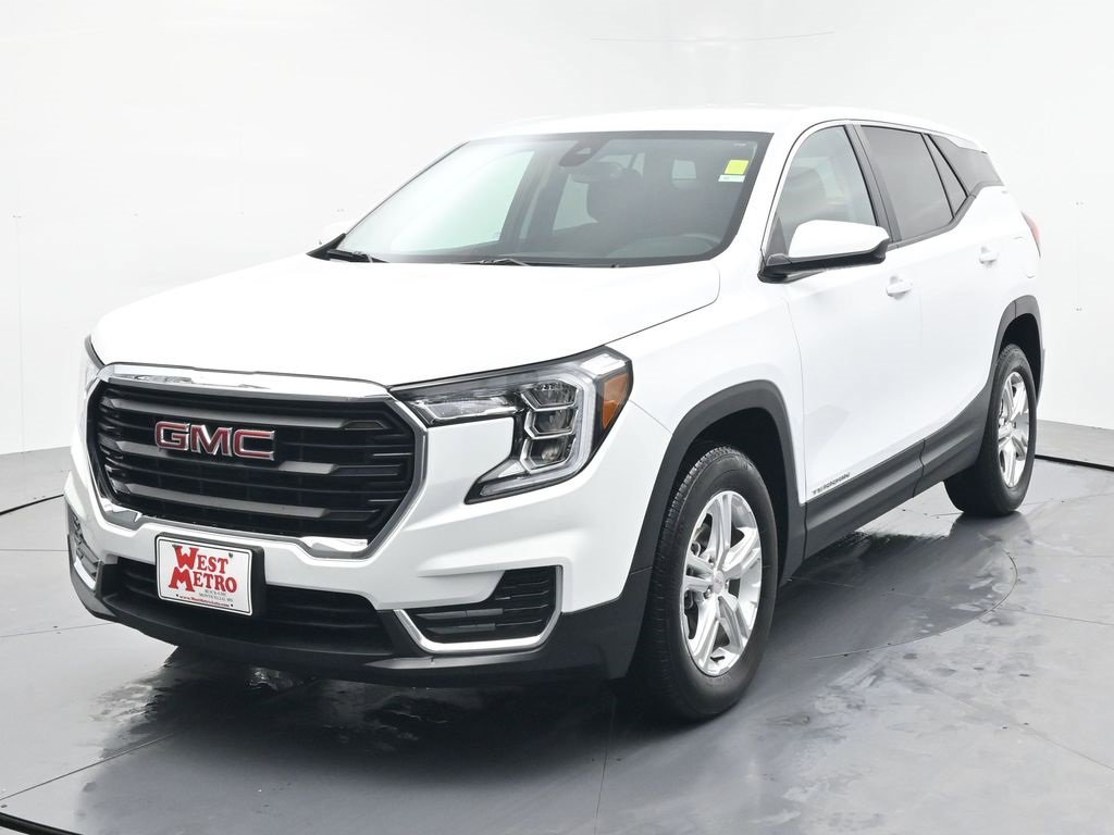 Certified 2024 GMC Terrain SLE image 2