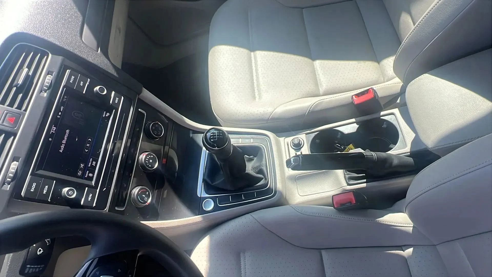 Used 2020 Volkswagen Golf 4-Door image 27