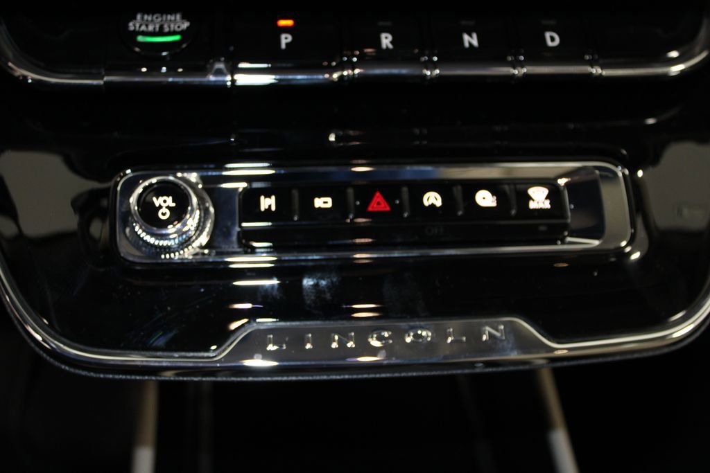 New 2026 Lincoln Corsair Premiere image 44