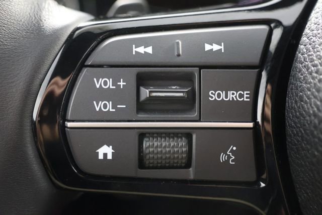 Used 2025 Honda Civic Sport image 11