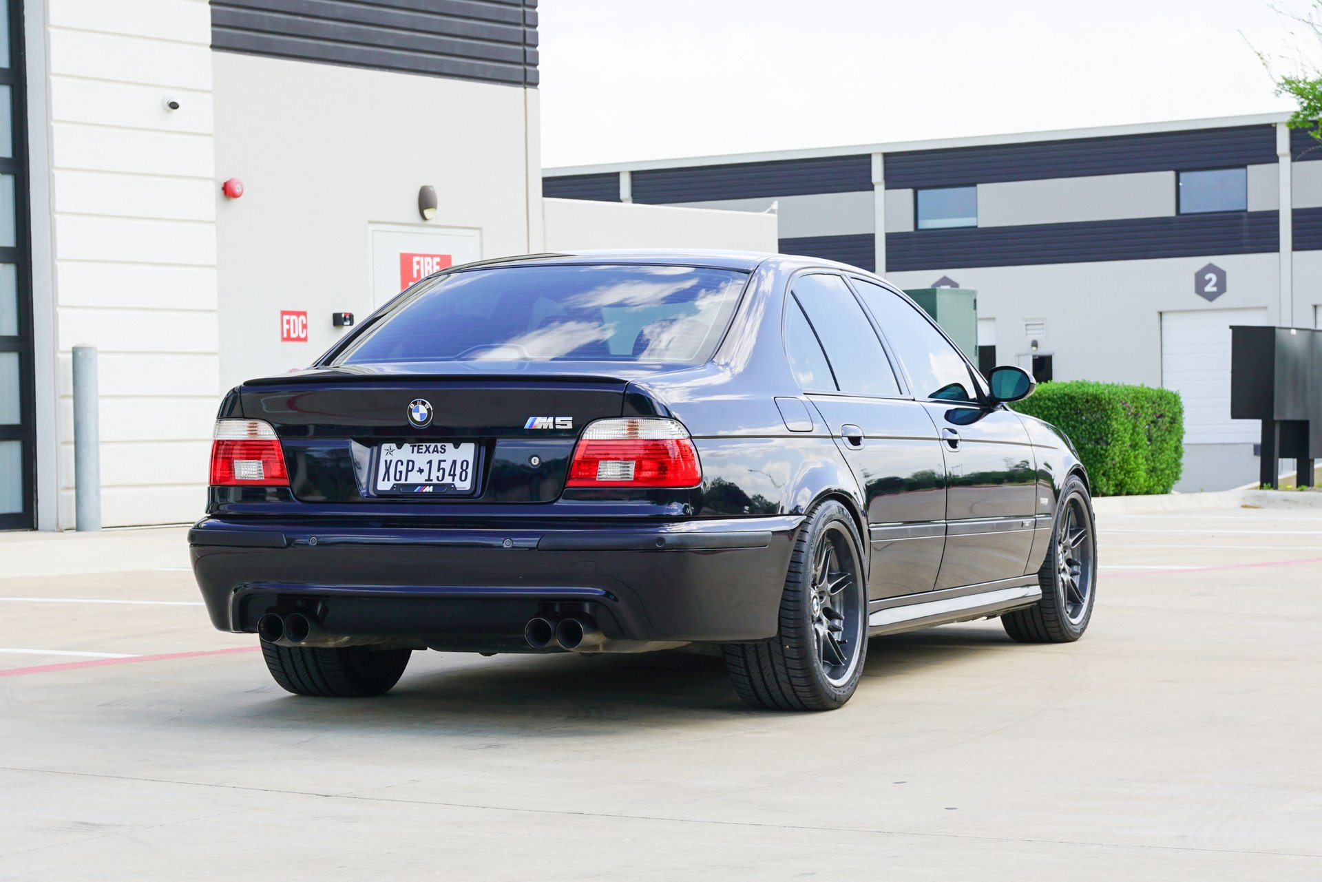 Used 2003 BMW M5 image 9