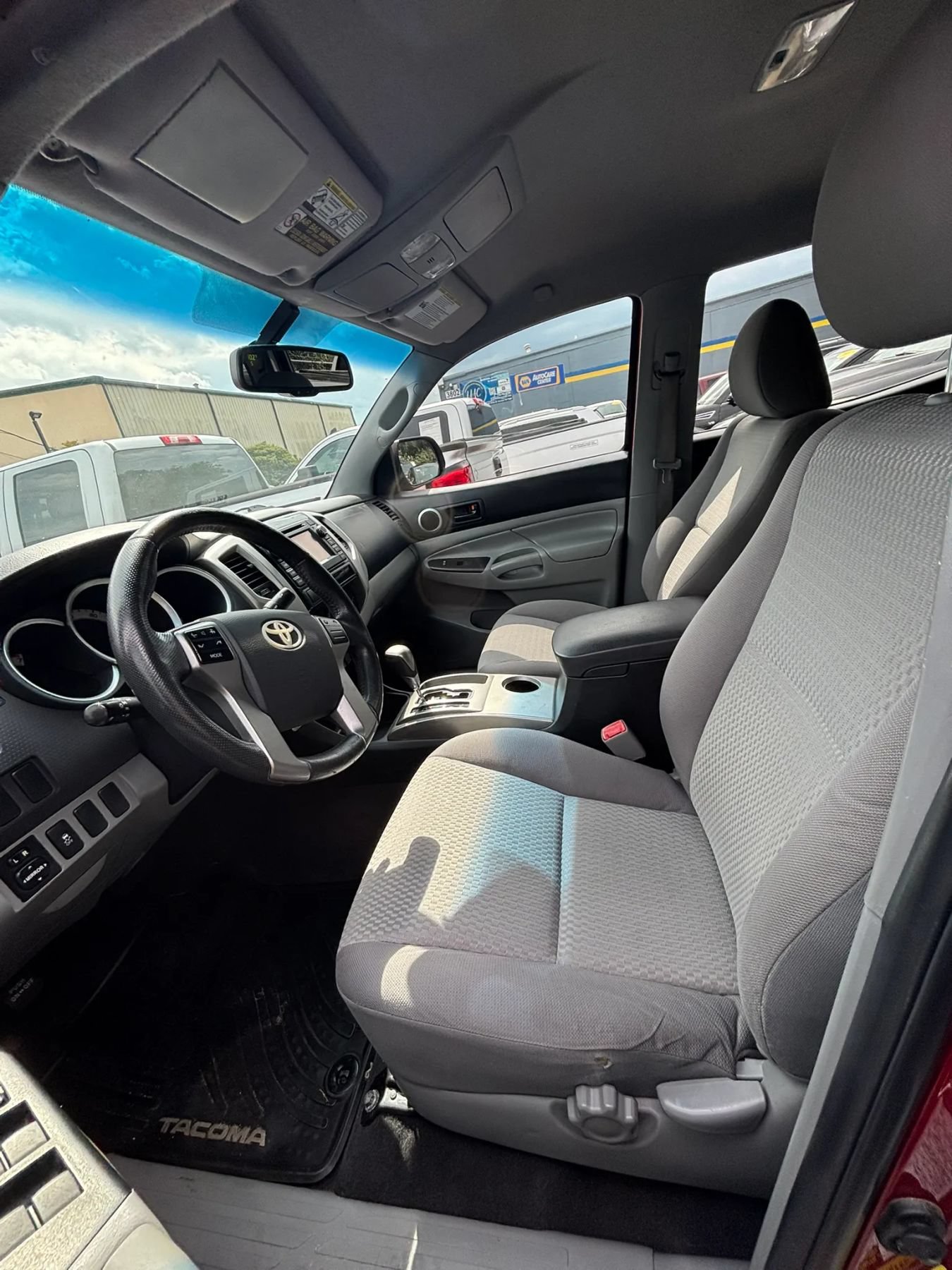 Used 2013 Toyota Tacoma PreRunner w/ SR5 Pkg RWD image 12