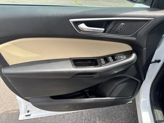Used 2016 Ford Edge SEL w/ Equipment Group 201A AWD/4WD image 15
